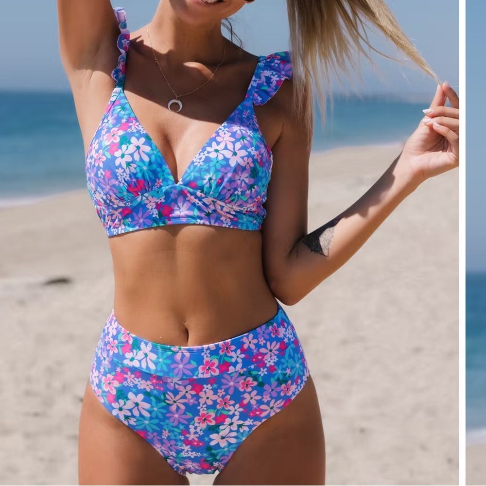 Sundry Daisy Ruffled Bralette & High Waist Bikini Set